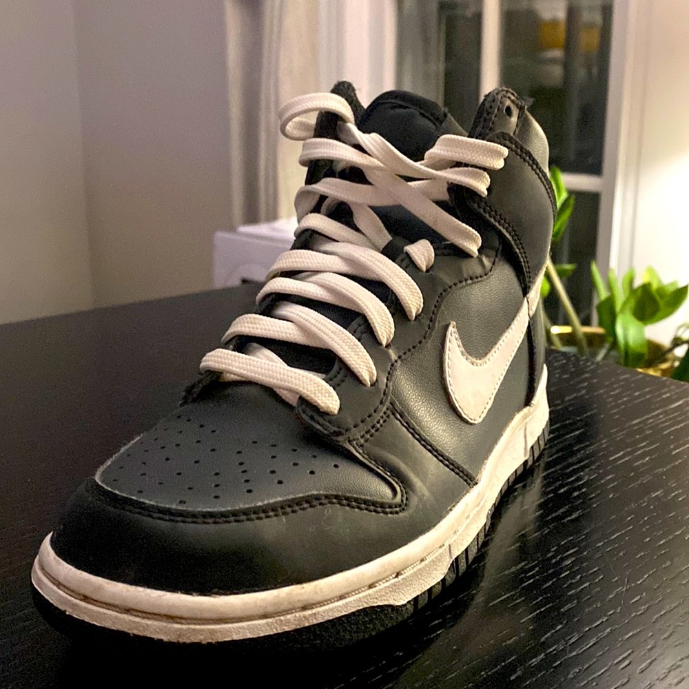 Kids Nike all black and white swoosh dunk high “black panda”